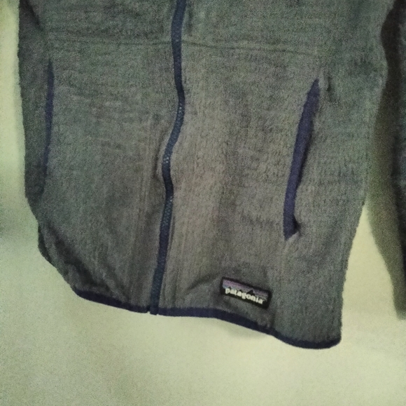 Patagonia Jacket Size Extra Small XS Reversible Blue Yellow Zip Sweatshirt - Picture 4 of 8